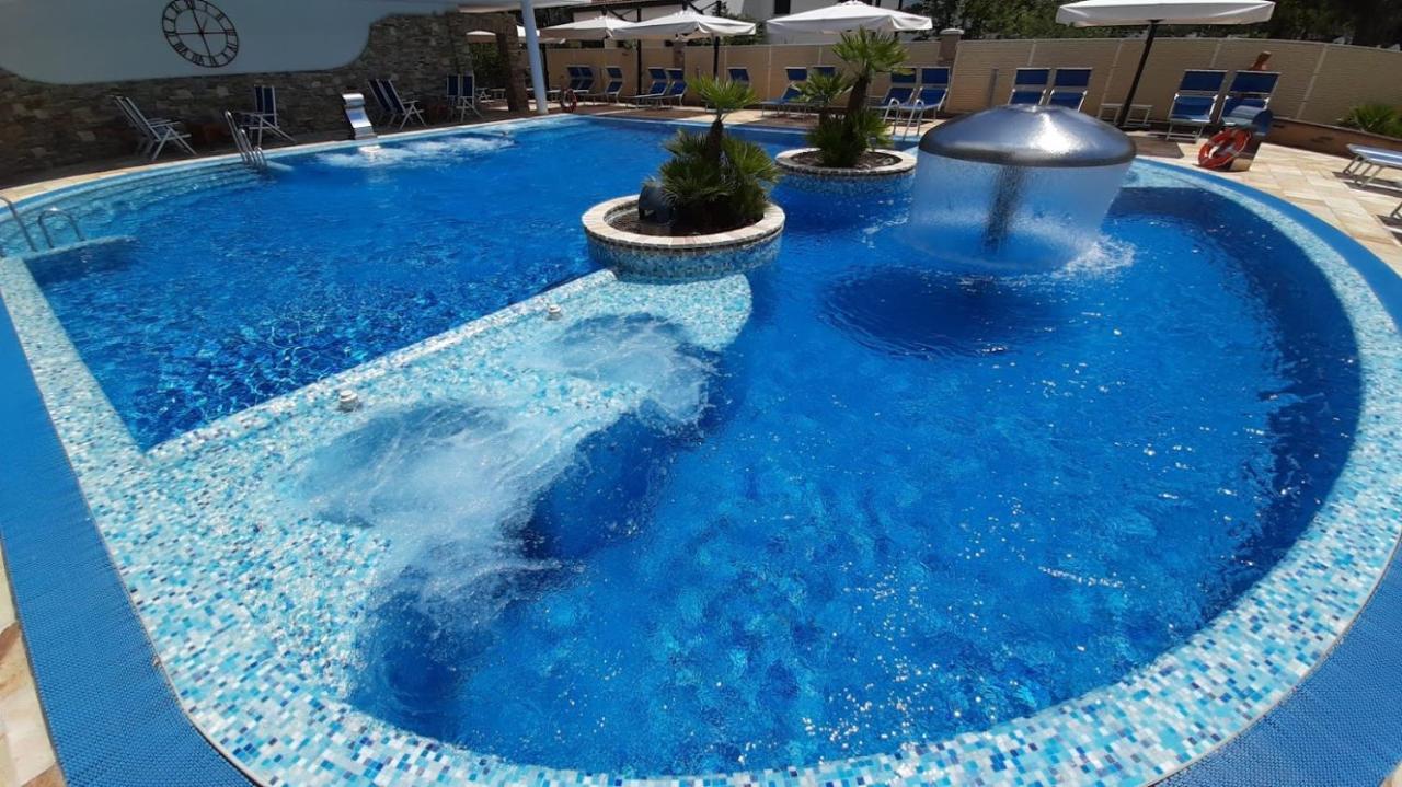 ליגננו סביאדורו Hotel & Wellness Fra I Pini מראה חיצוני תמונה