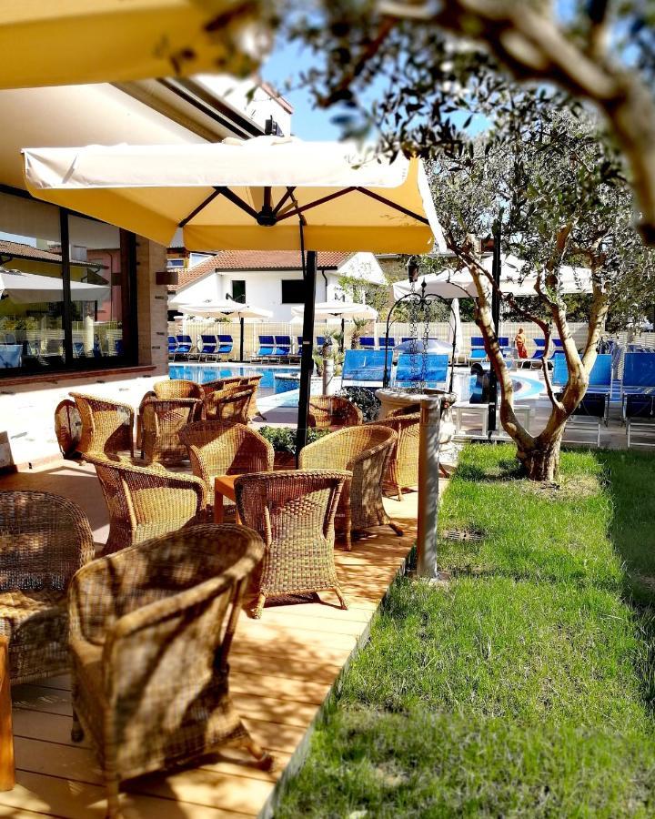 ליגננו סביאדורו Hotel & Wellness Fra I Pini מראה חיצוני תמונה